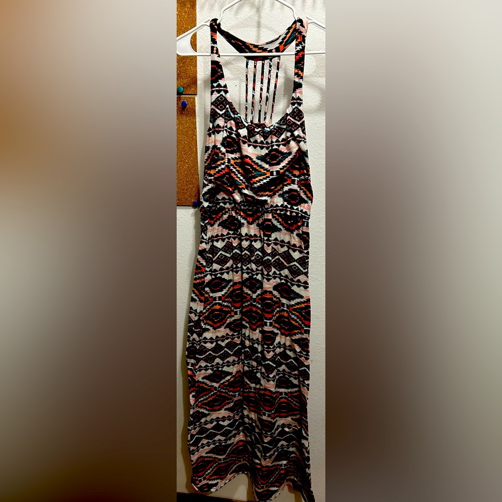 Socialite Aztec Print Maxi Dress -Size S
Floor length, Teal, Coral, Black, White